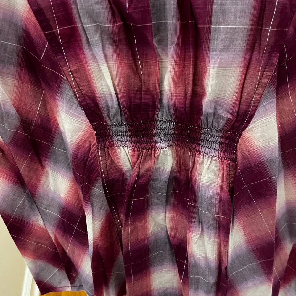 Guess button down blouse - Picture 4 of 6